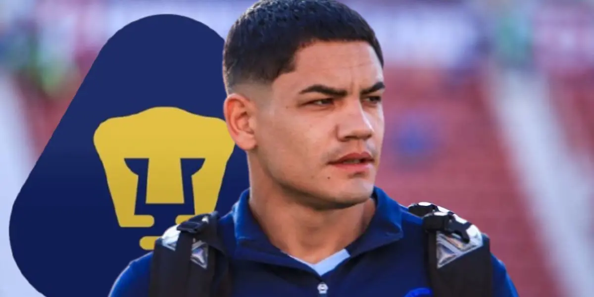 Gabriel Fernández junto al escudo de Pumas / FOTO SPORT ILLUSTRATED