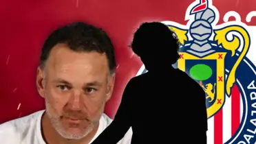 Gabriel Milito y silueta de jugador/Foto TUDN.