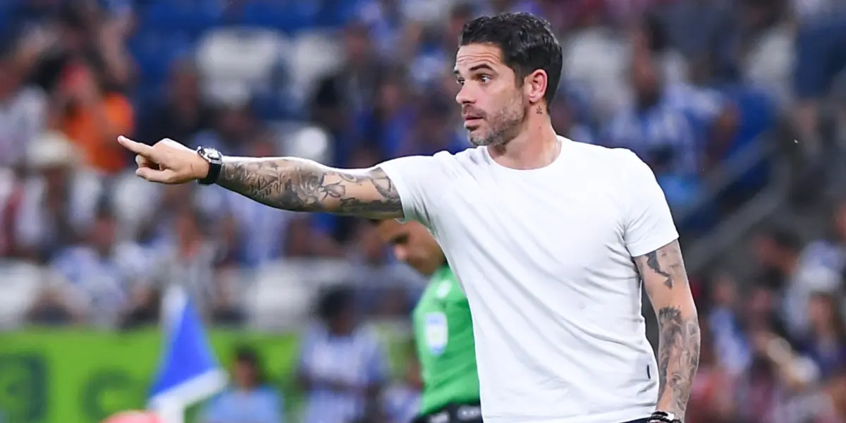 Gago en partido. Foto: Chivas