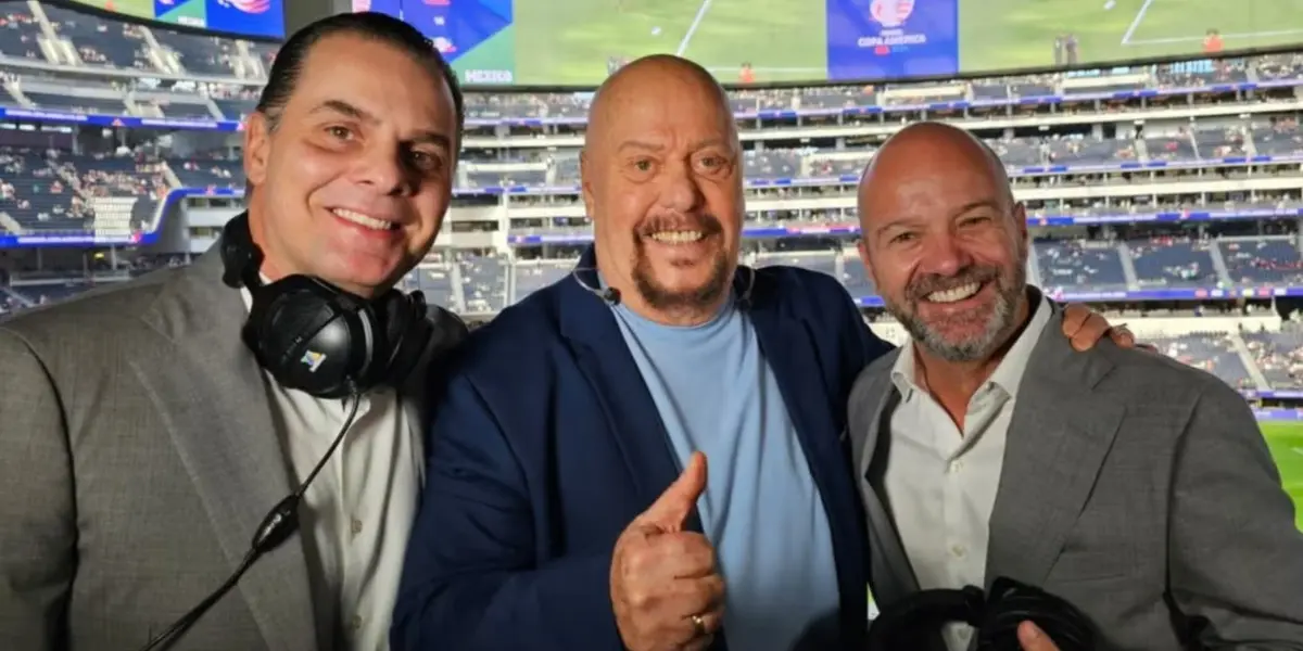 García, Bermúdez y Martinoli en palco. Foto: Récord