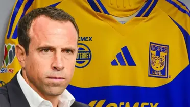 Gerardo Torrado y camiseta oficial/ Foto Tigres.