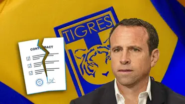 Gerardo Torrado y contrato roto simulado/ Foto Tigres.