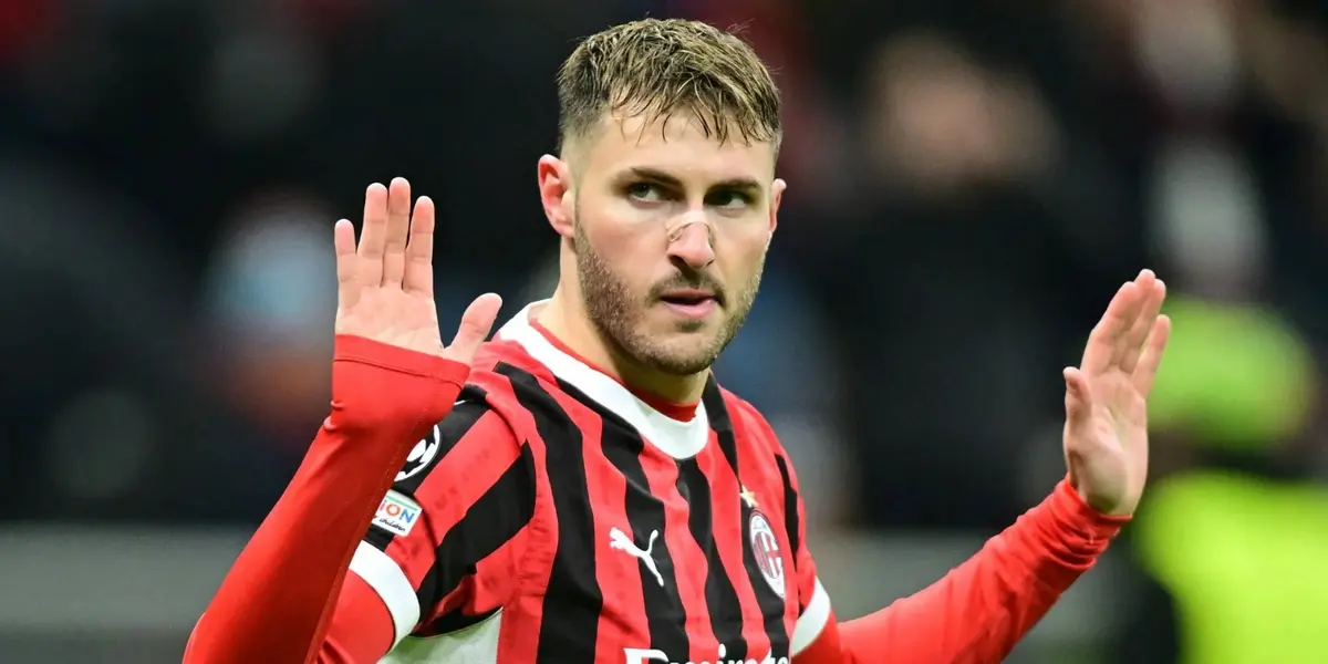 Giménez en partido con Milán. Foto: Milán