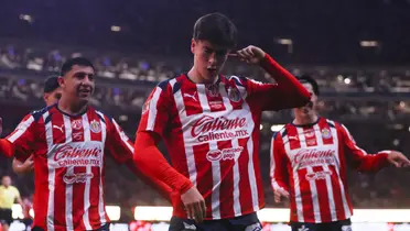 González celebrando. Foto: Chivas