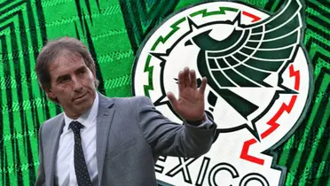 Guillermo Almada saludando y logo de Selección/Foto ADN 40.