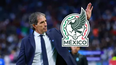Guillermo Almada y escudo de la Selección Mexicana/Foto GOAL.
