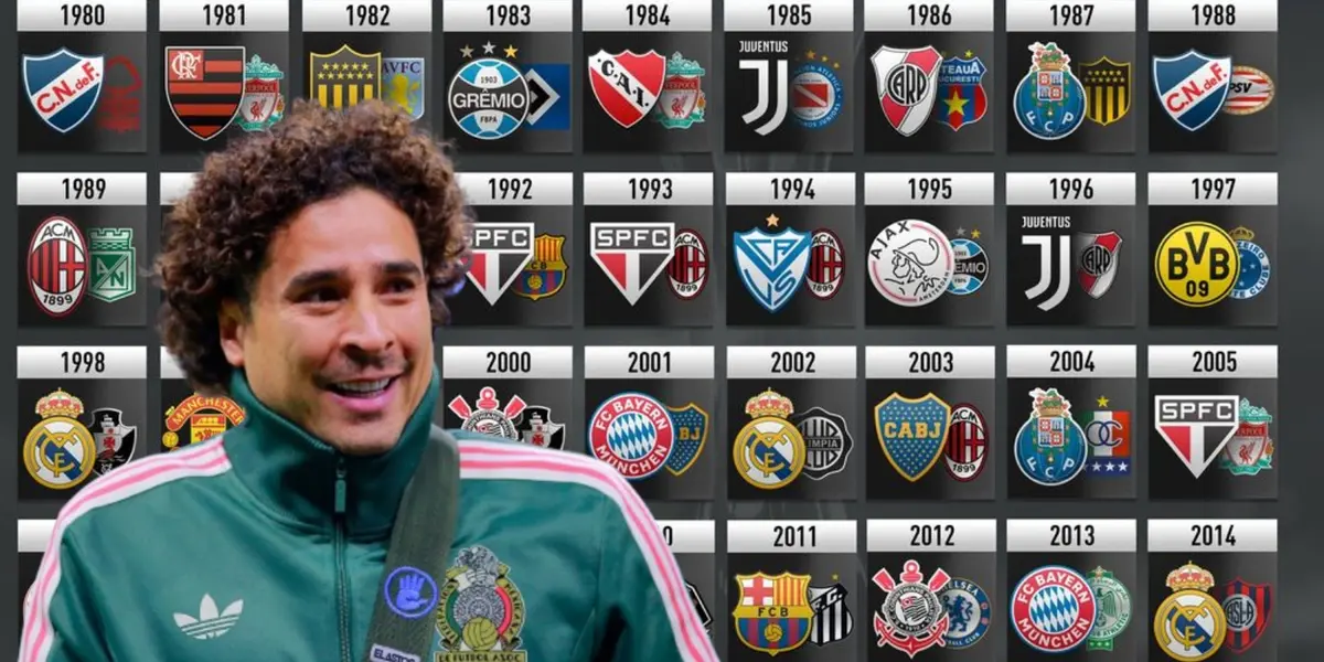 Guillermo Ochoa junto a escudos de clubes campeones del mundo / FOTO JAM MEDIA