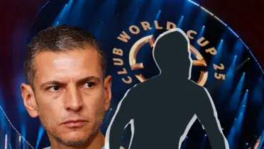 Jaime Lozano y silueta de futbolista/Foto MSN.