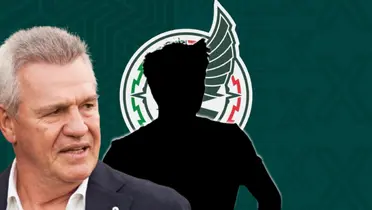 Javier Aguirre junto a futbolista incógnito / FOTO GOAL