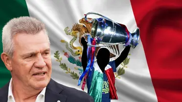 Javier Aguirre junto a futbolista incógnito / FOTO GOAL
