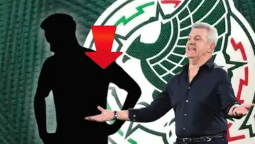 Javier Aguirre, silueta de jugador con manos en cintura y flecha roja/Foto Contramuro.
