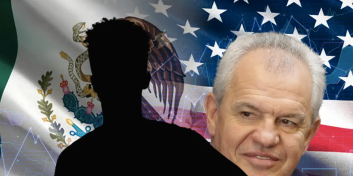 Javier Aguirre y silueta de Da'vian Kimbrough/Foto SPR Informa.