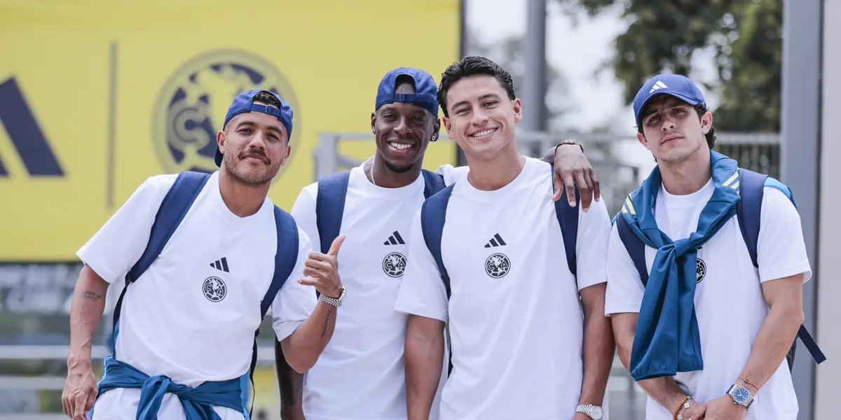 Jonathan dos Santos, Cristian Borja, Ramón Juárez y Alan Cervantes posando/ Foto América.