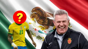 Jugador brasileño oculto y Javier Aguirre riendo/Foto Tirant Lo Blanch