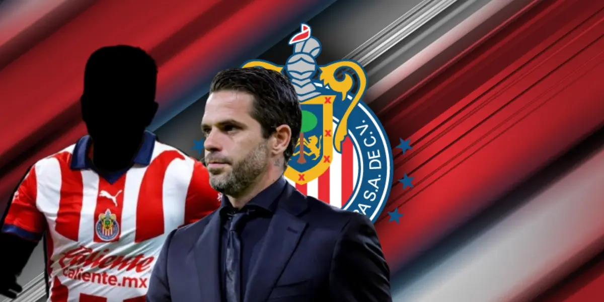 Jugador incógnito de Chivas junto a Fernando Gago / FOTO EL COMENTARIO