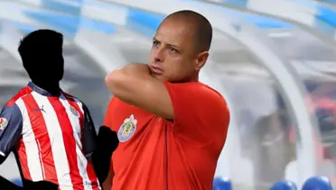 Jugador incógnito de Chivas junto a Javier Hernández / FOTO FÚTBOL TOTAL