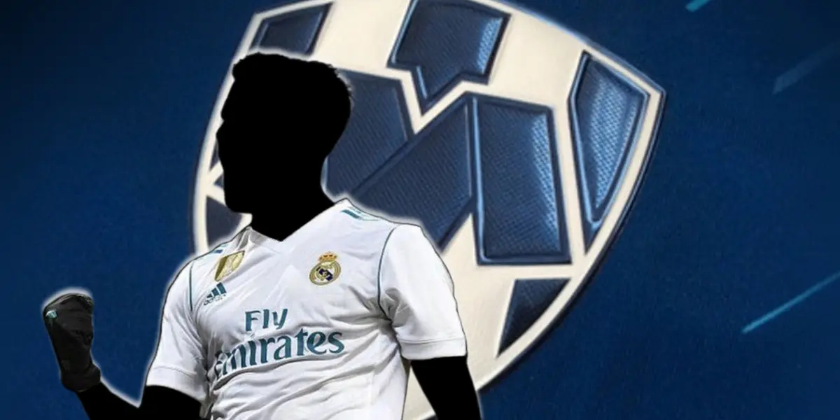 Jugador incógnito del Real Madrid junto al escudo de Rayados / FOTO MARCA