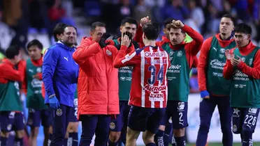 Jugadores celebrando. Foto: Chivas