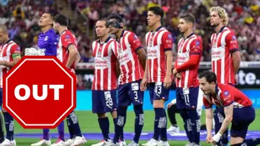 Jugadores de Chivas en protocolo de la Liga MX / FOTO EL SALMANTINO