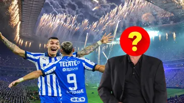 Jugadores de Rayados celebrando y entrenador oculto/ Foto Punto MX.