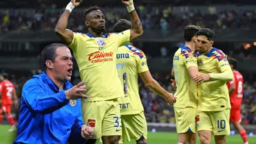 Jugadores del América celebrando y André Jardine/ Foto Enfoque Noticias.