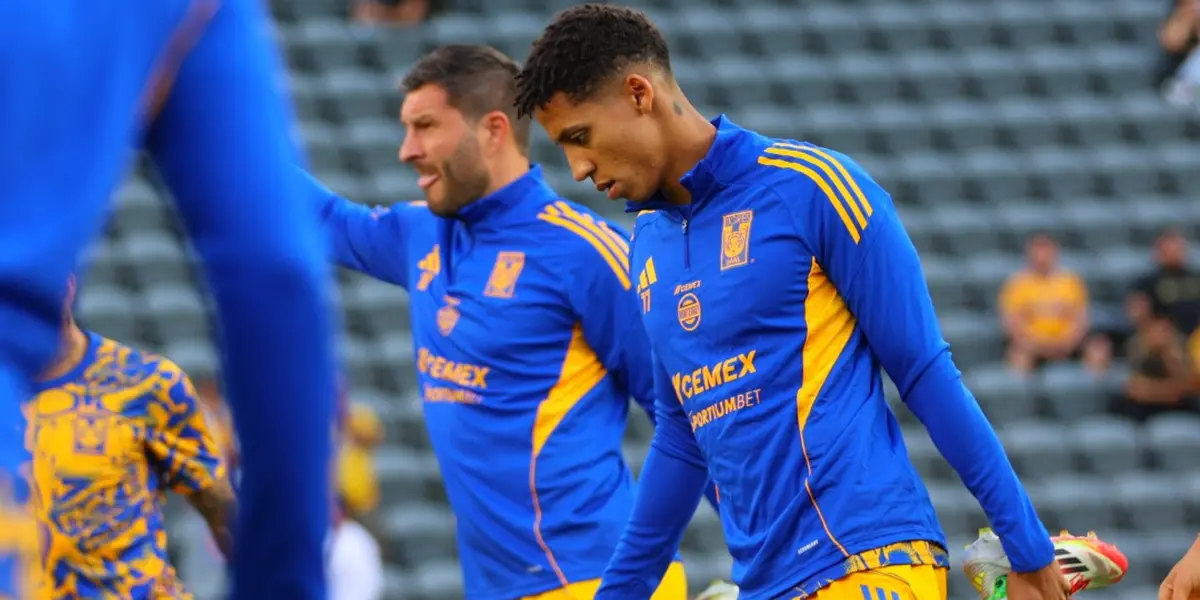 Jugadores en calentamiento. Foto: Tigres