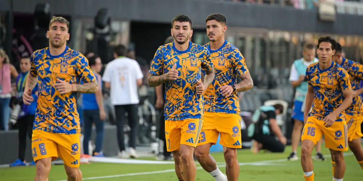 Jugadores en calentamiento. Foto: Tigres