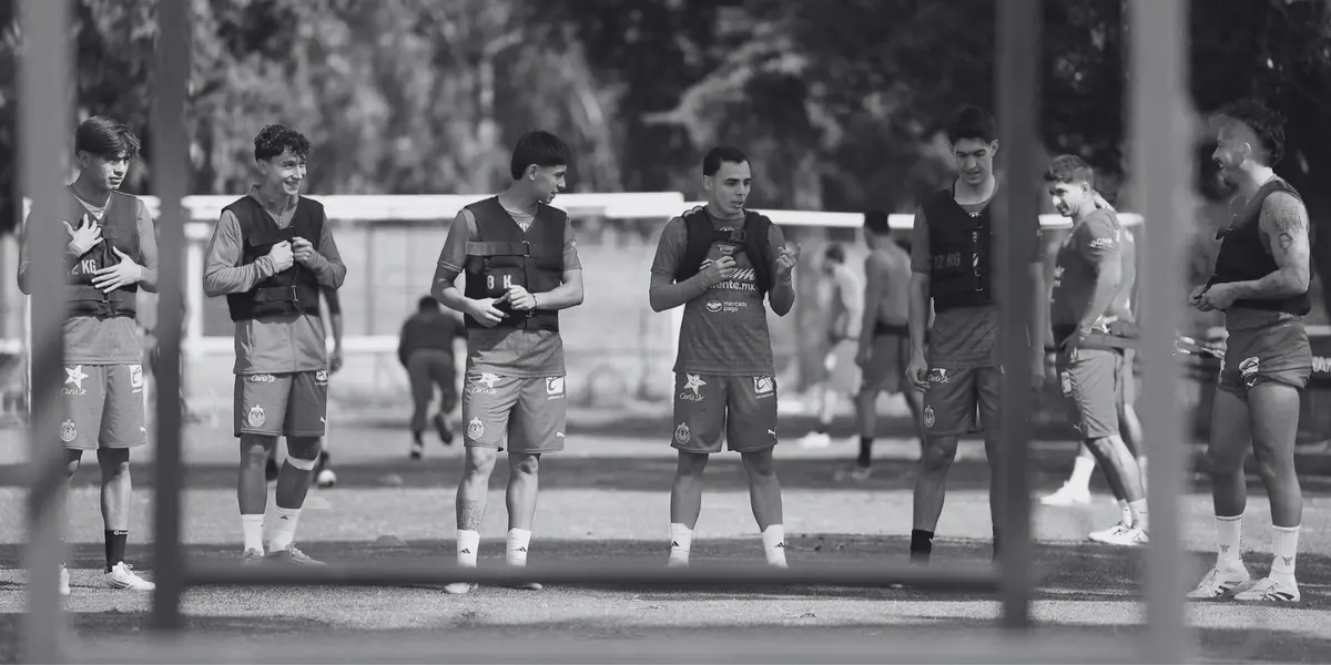 Jugadores en entreno. Foto: Chivas