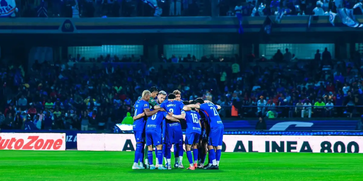Jugadores en partido. Foto: Cruz Azul