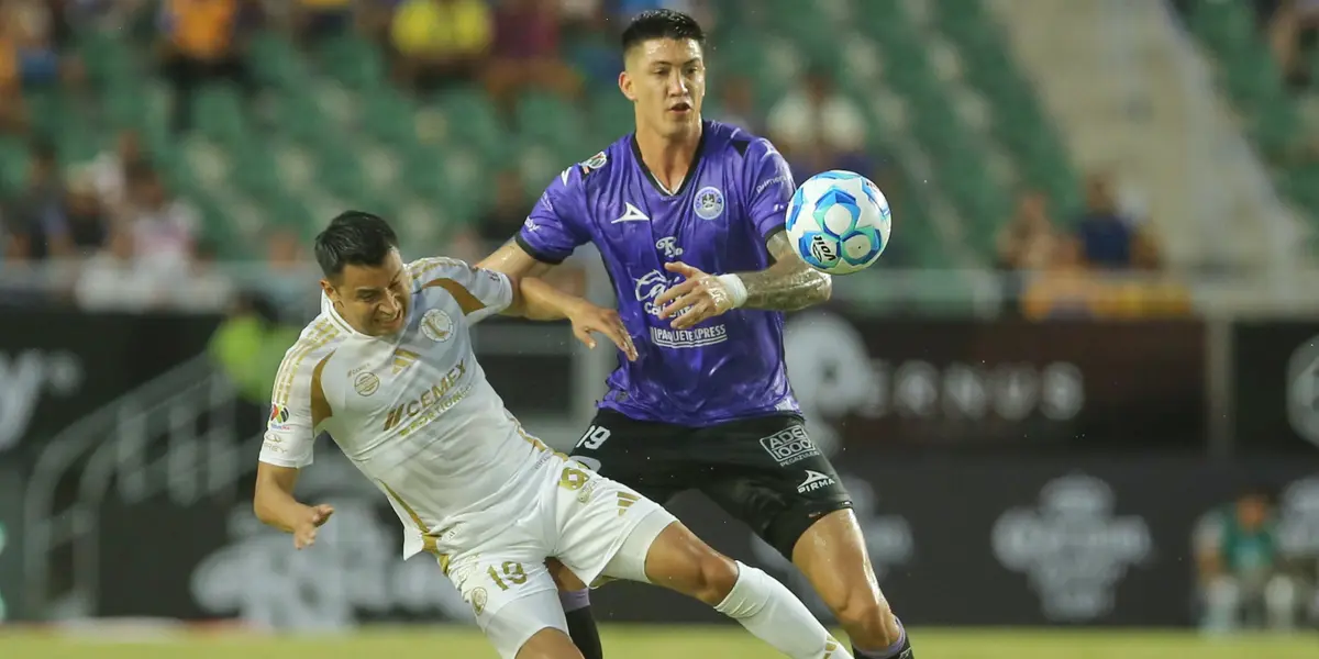 Jugadores en partido. Foto: Mazatlán