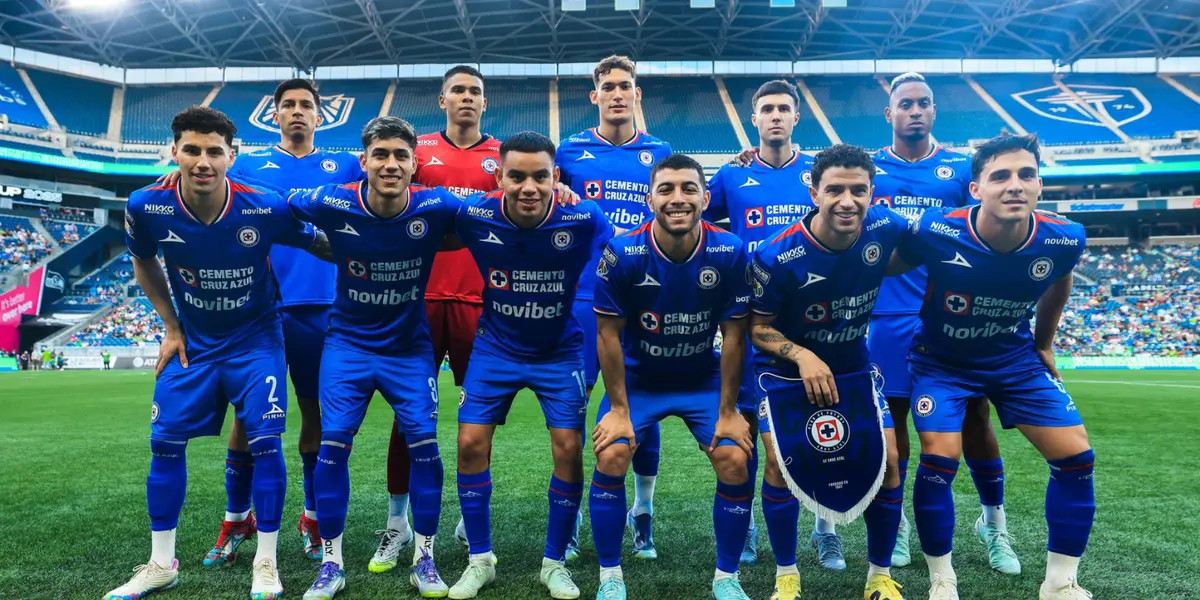Jugadores previo a partido. Foto: Cruz Azul