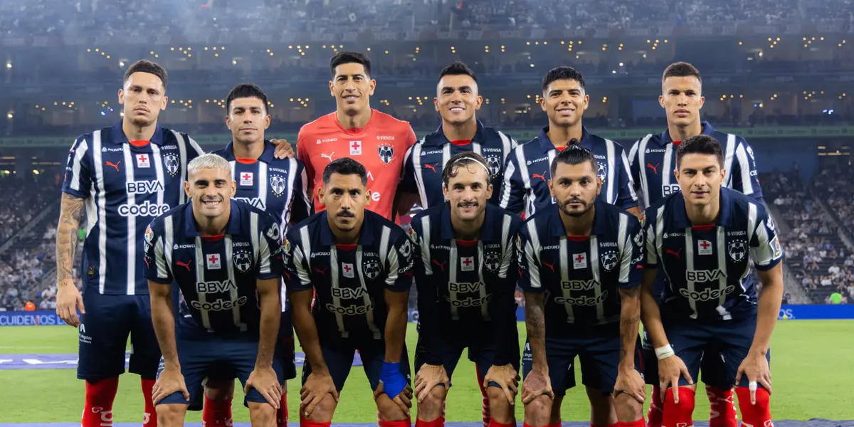 Jugadores previo a partido. Foto: Rayados