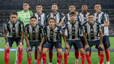 Jugadores previo a partido. Foto: Rayados