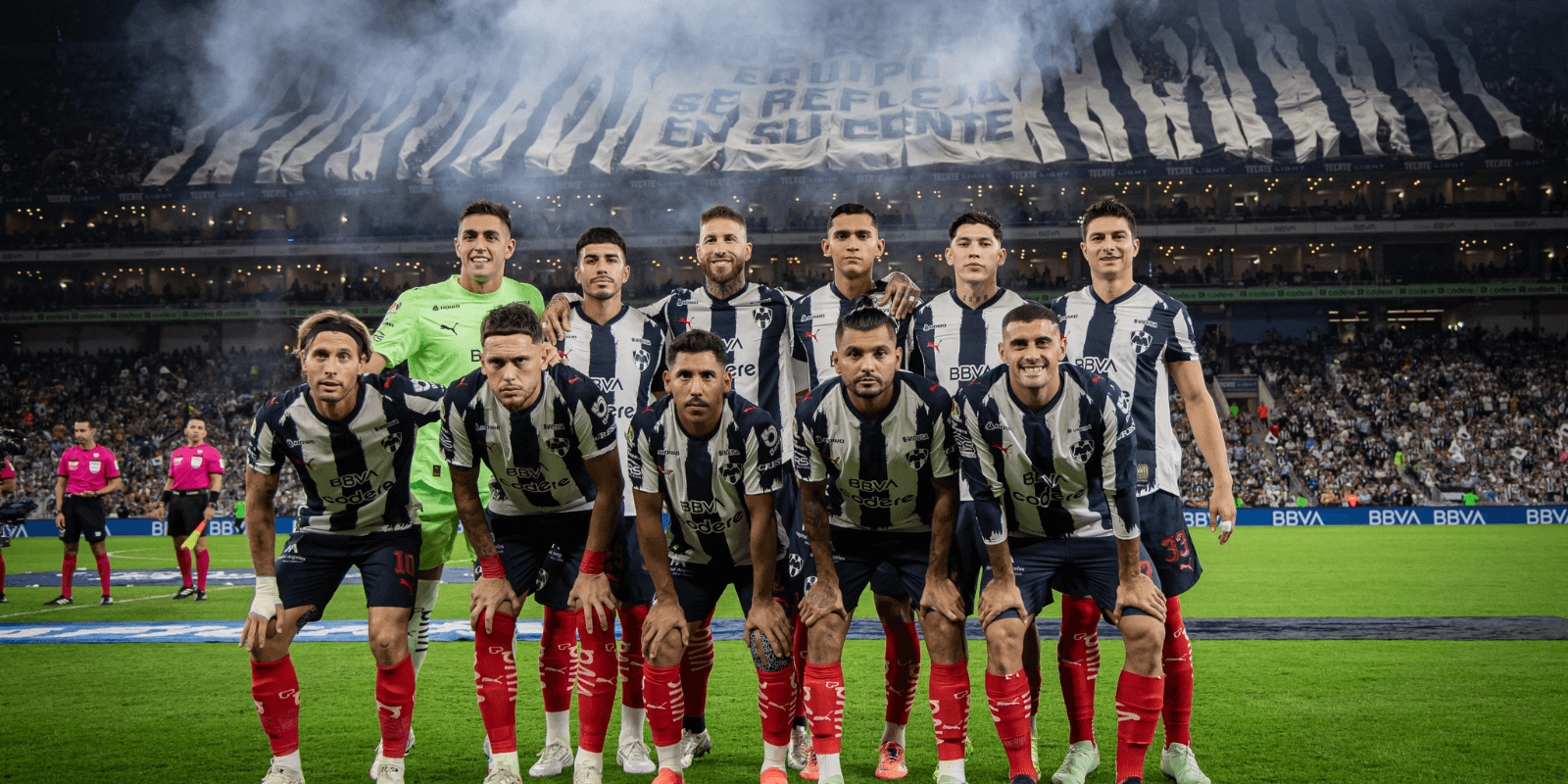 Jugadores previo a partido. Foto: Rayados