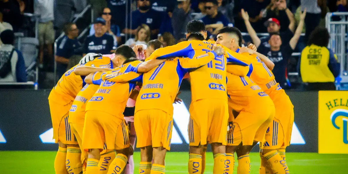 Jugadores previo a partido. Foto: Tigres