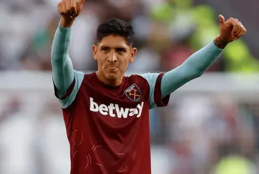 La afición del West Ham le dio gran reconocimiento a Álvarez.