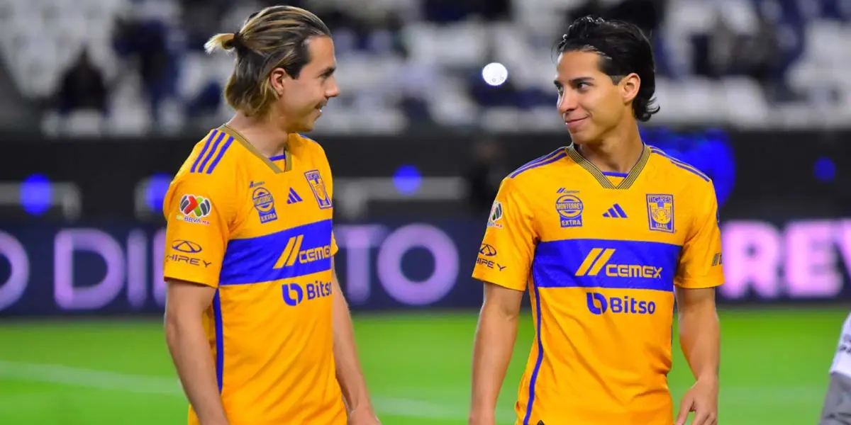 Lainez y Córdova en partido. Foto: Fútbol Total
