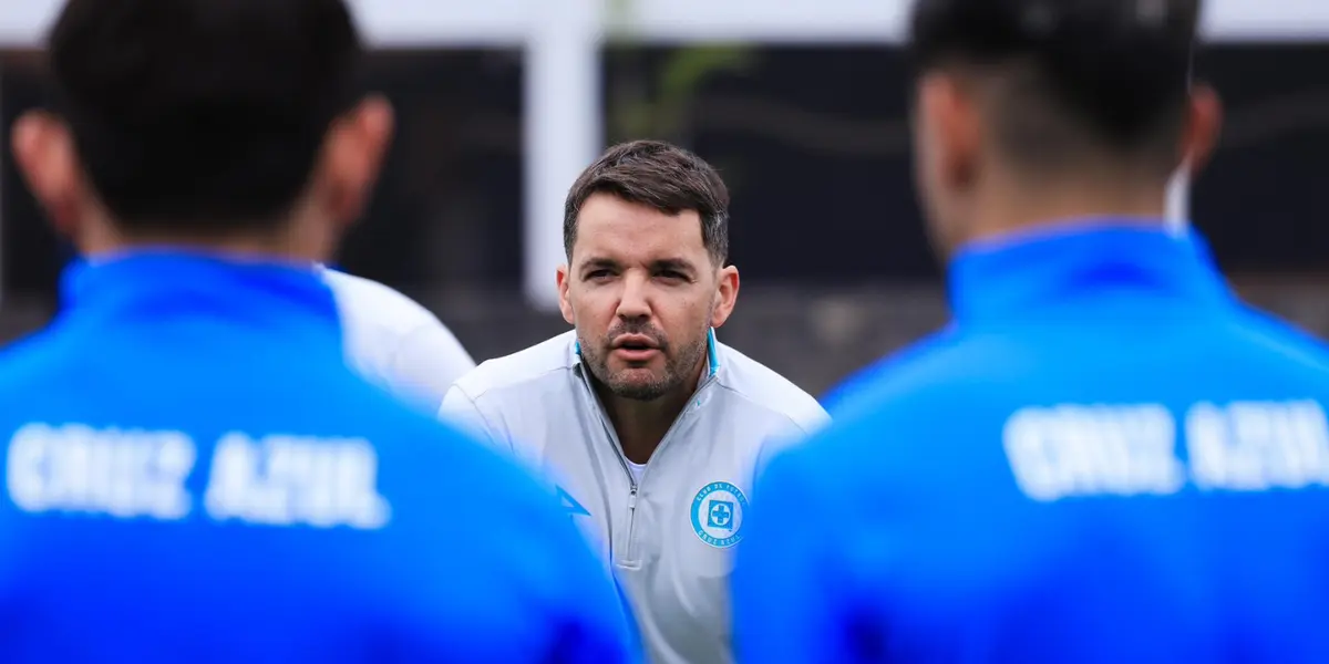 Larcamón en entreno. Foto: Cruz Azul