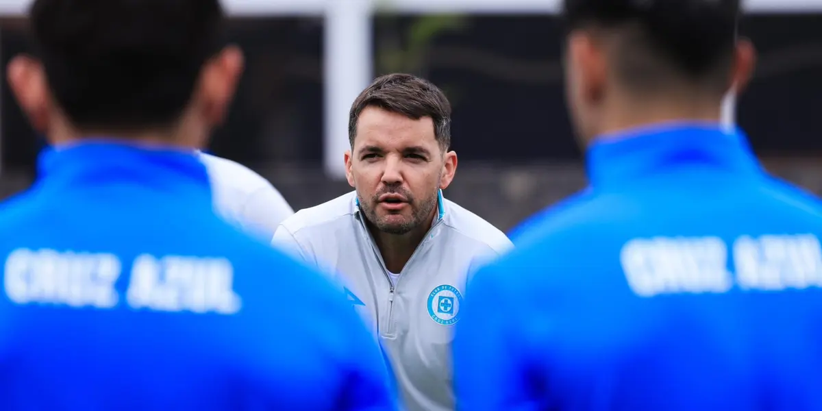 Larcamón en entreno. Foto: Cruz Azul