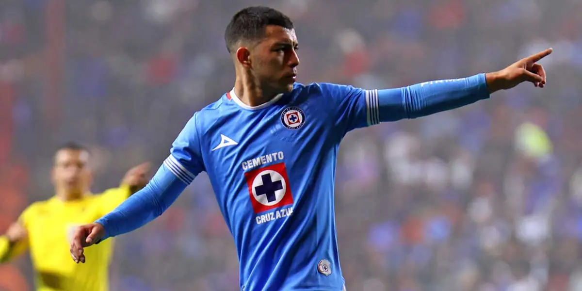 Lira en partido con Cruz Azul. Foto: Fútbol Total