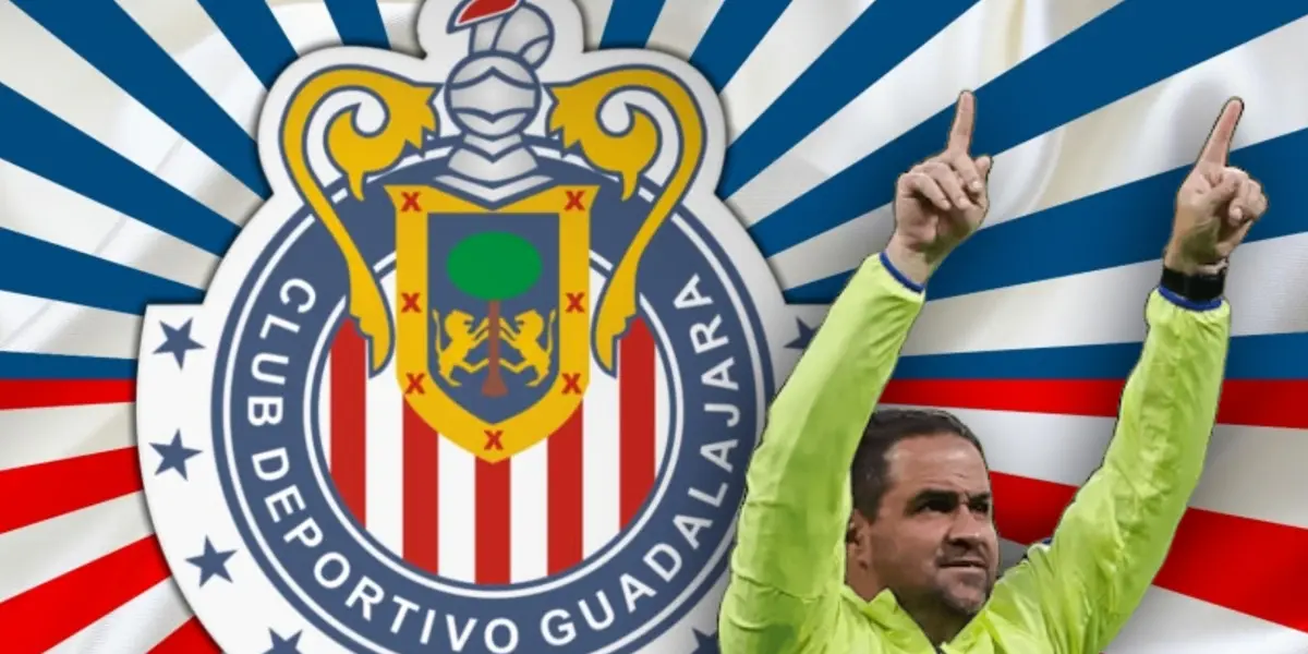 Logo de Chivas y André Jardine levantando las manos/Foto Primera Plana MX.