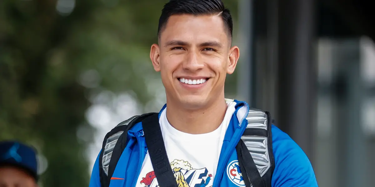 Malagón sonriendo previo a viaje. Foto: Club América