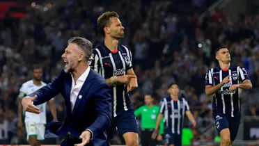 Martín Demichelis gritando y Sergio Canales celebrando/ Foto Info 7.