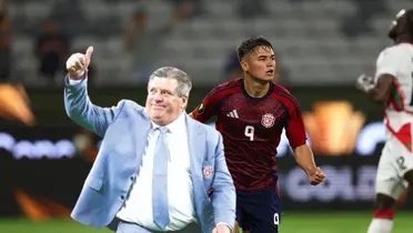 Miguel Herrera y jugador de Costa Rica/Foto CONCACAF.
