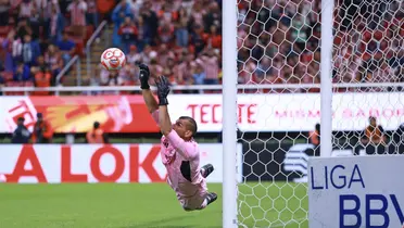 Nahuel atajando penal. Foto: Tigres