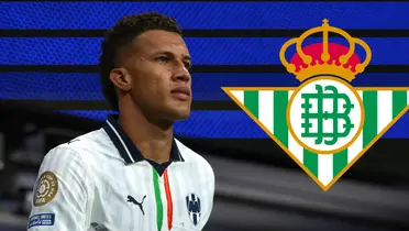 Nelson Deossa junto al escudo del Real Betis / FOTO SPORT ILLUSTRATED