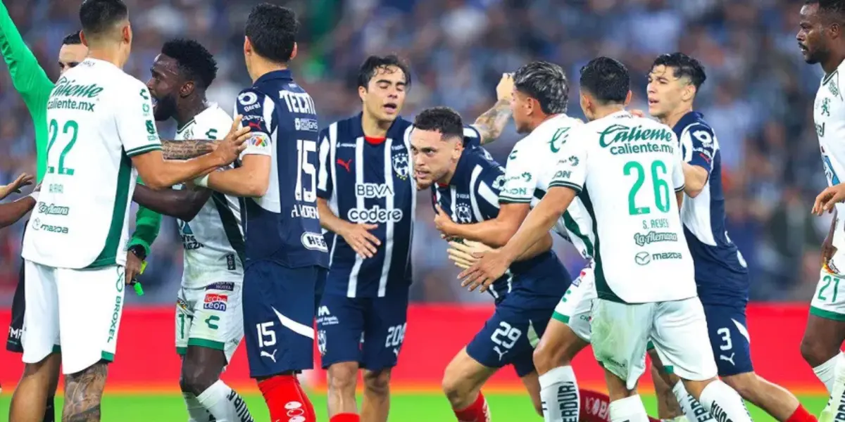Ocampos en pelea vs León. Foto: Futbolero México