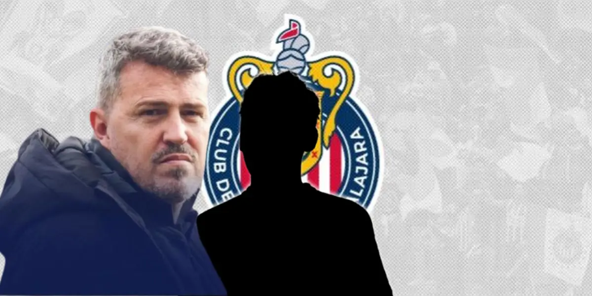 Óscar García Junyent junto a futbolista incógnito / FOTO SPORT