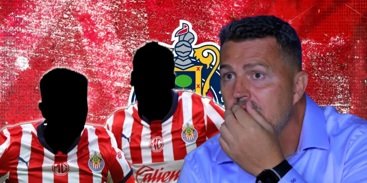 Òscar García Junyent junto a futbolistas incógnitos de Chivas / FOGO GETTY IMAGES
