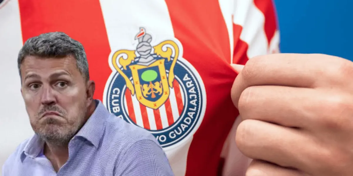 Òscar García Junyent junto al escudo de Chivas / FOTO TV AZTECA